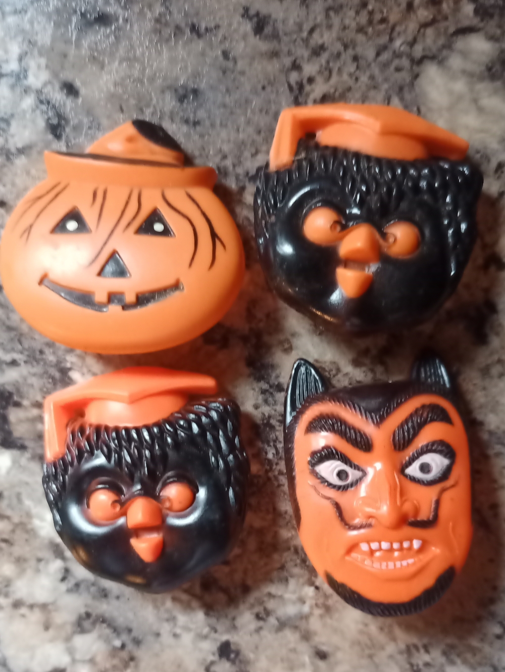 🎃Vintage "80s - 90s Halloween Clickers 🎃